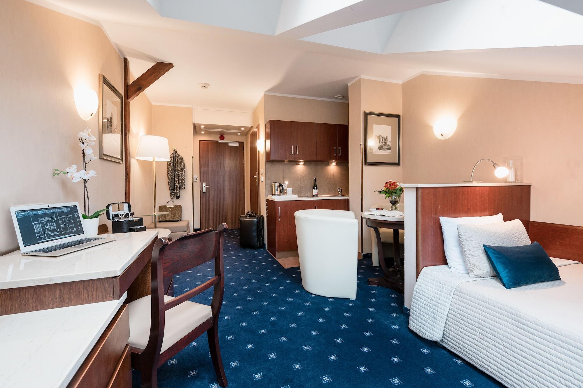 Booking Hotel & Spa Krakow Dış mekan fotoğraf